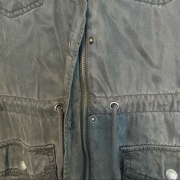 Gray Women’s Utility Jacket - Picture 4 of 7